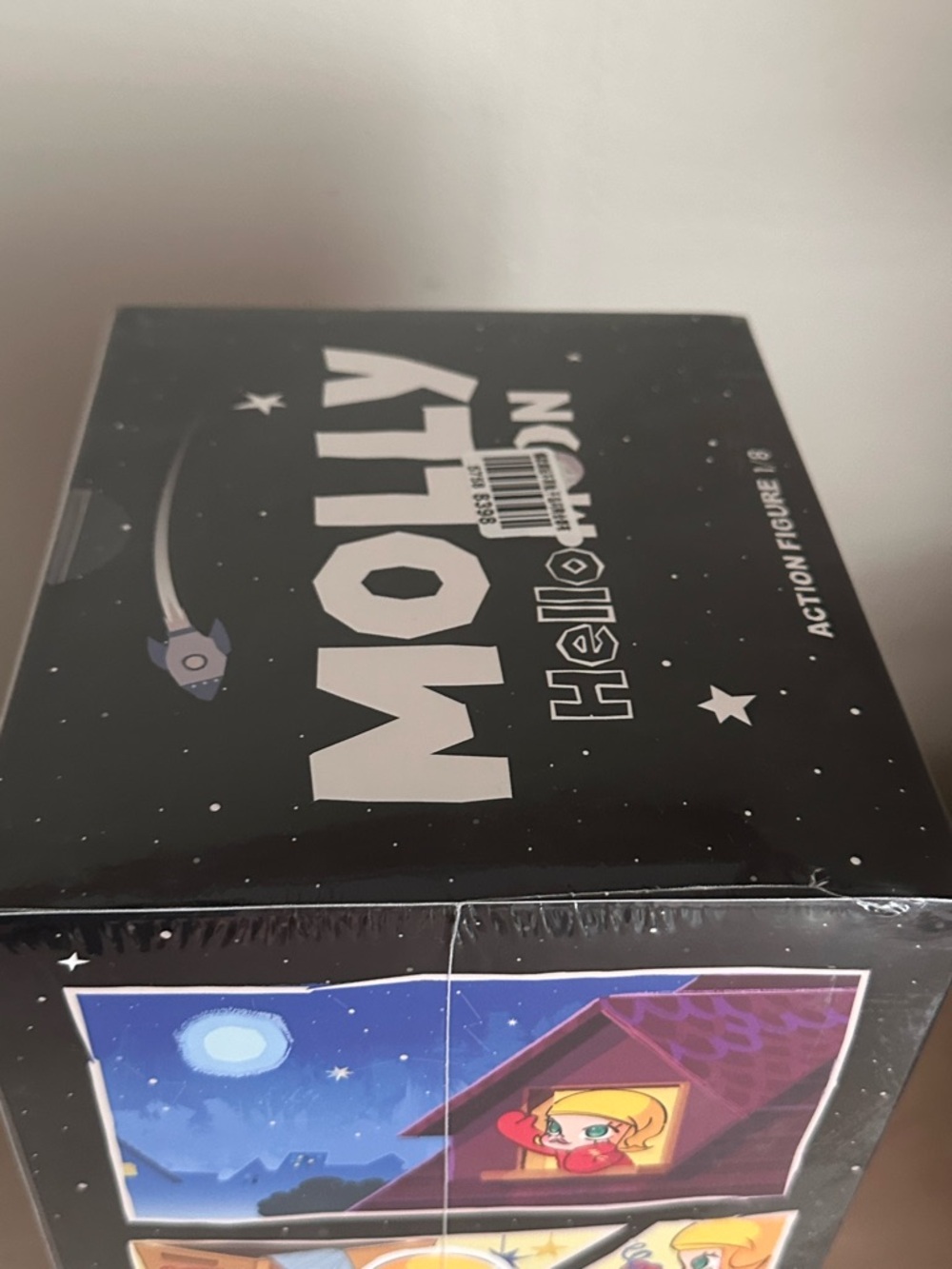 Molly Hello, Moon 1/8 Action Figure - Picture 7 of 11